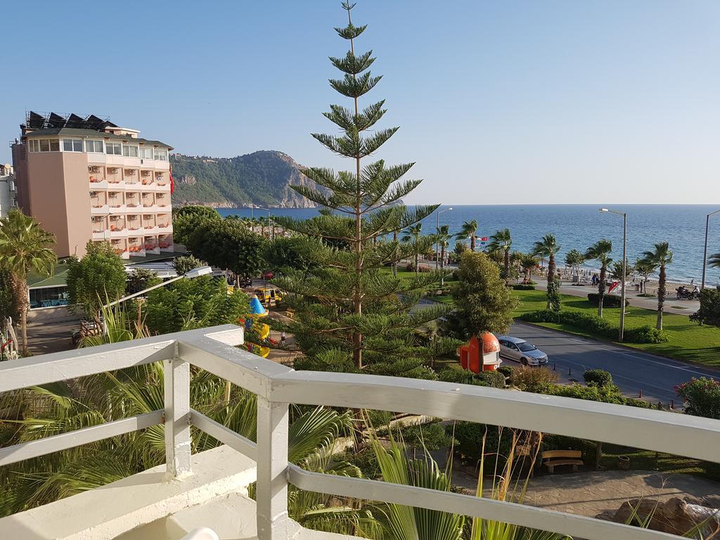 Belle Ocean Apart Otel Alanya Exterior photo